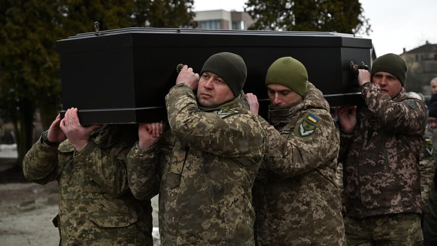 Ukrayna: 501 Askerimizin Cenazesini Rusya'dan Geri Aldık