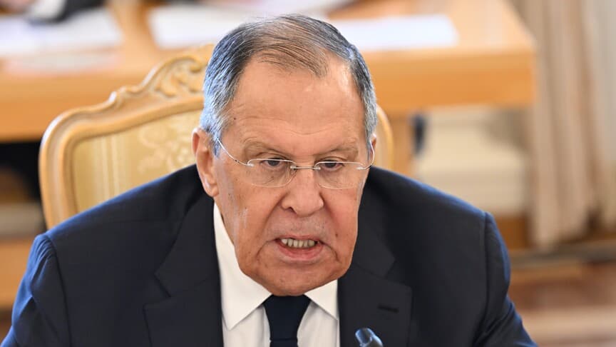 Lavrov'dan ABD ve İran'a Hemen Ateşkes Çağrısı