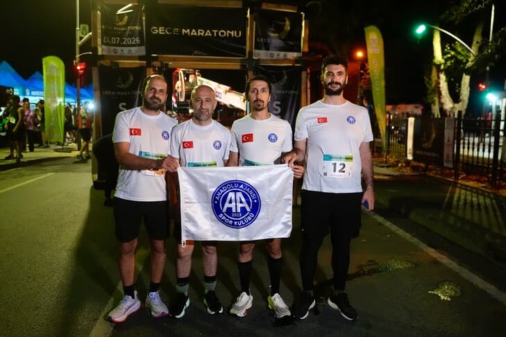 İstanbul'da Gece Maratonu Gerçekleştirildi