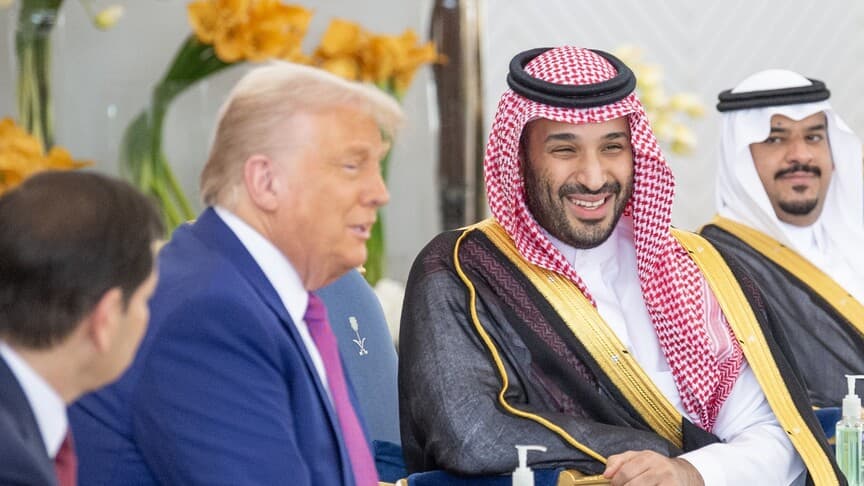 Suudi Arabistan Veliaht Prensi Bin Selman ve Trump Deniz Güvenliğini Görüştü