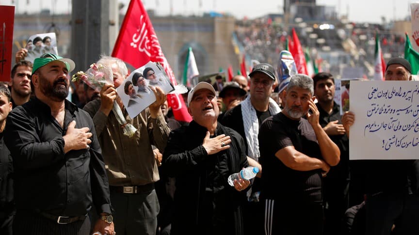 ABD-İsrail Saldırılarında Hayatını Kaybeden Hamaney İçin Düzenlenen Törende Birlik Mesajı