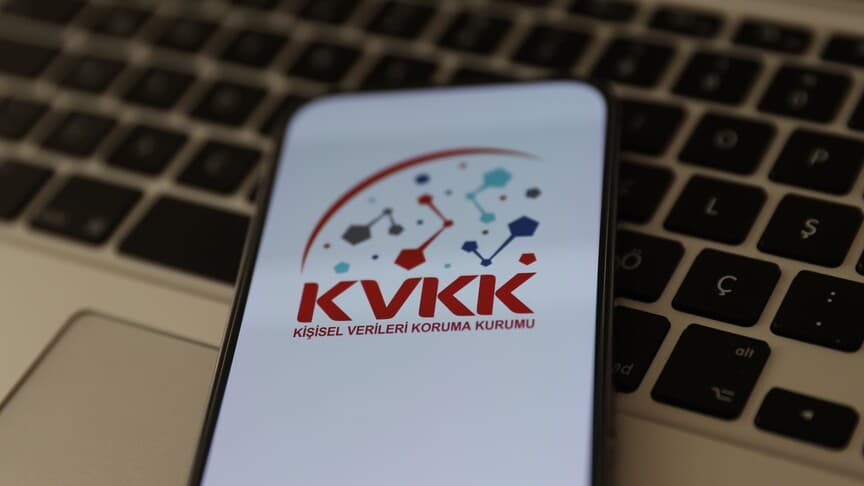 KVKK'den Belediyelere Canlı Yayın Uyarısı