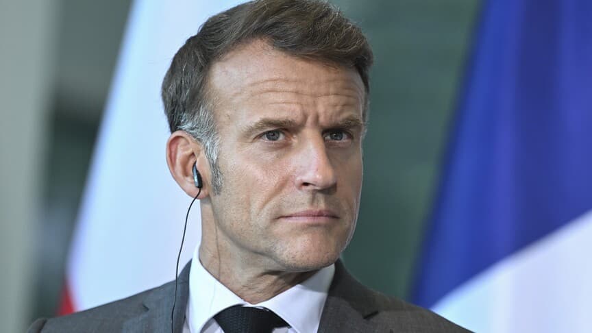 Macron, Umman ile Hürmüz Boğazı'nda Güvenli Geçiş İçin İş Birliği Yapacaklarını Açıkladı