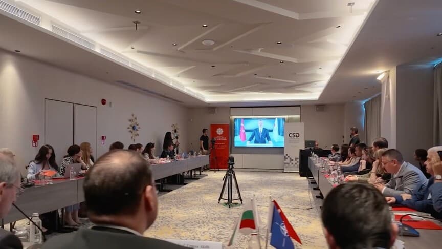 Devlet ve Hükümet Başkanları Zirvesi Öncesi İletişim Başkanlığı Toplantıları Devam Ediyor