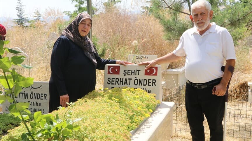 Şehit Evladının Kabrine Yakın Olmak İçin Köyde Hayat Kuruldu