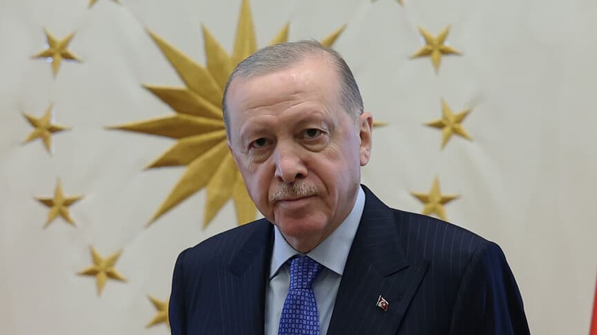 Cumhurbaşkanı Erdoğan, Kırkpınar Başpehlivanı Taş’ı Tebrik Etti