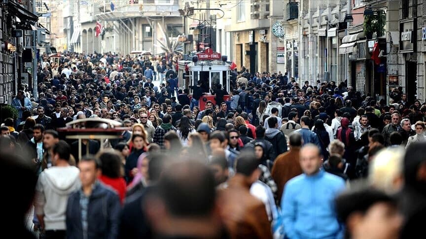Türkiye'nin Genç Nüfusu 117 Ülkenin Genel Nüfusunu Aşıyor
