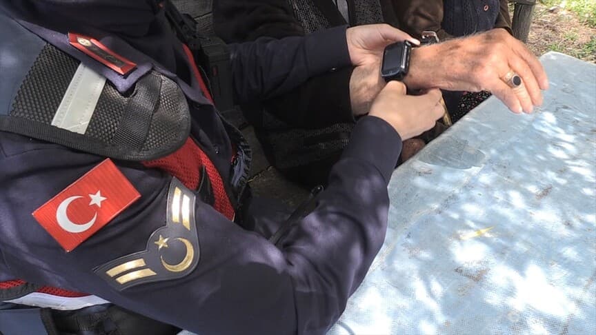 Jandarmanın Akıllı Saat Projesi, Kaybolma Vakalarında Hayat Kurtarıyor