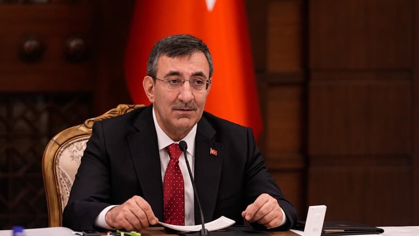 Cumhurbaşkanı Yardımcısı Yılmaz'dan Öğrencilere Yaz Tatili İçin Öneriler