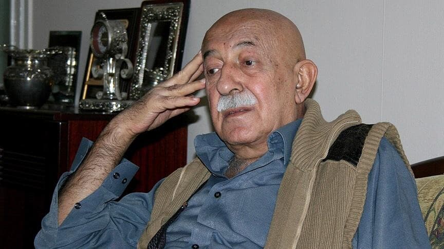 Direniş ve Medeniyetin Şiirdeki Temsilcisi: Erdem Bayazıt