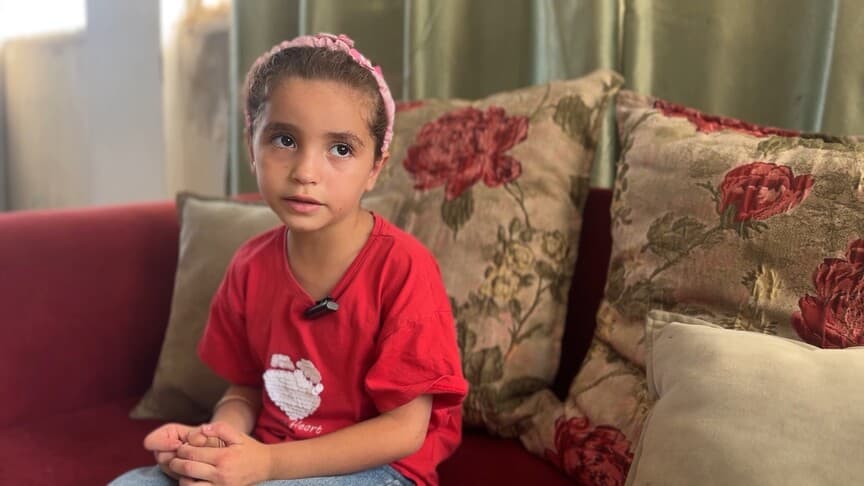 Gazze'de Annesi İçin Yardım Çağrısında Bulunan 3 Yaşındaki Cumane: Annem Artık Yok, Hepinize Kırgınım