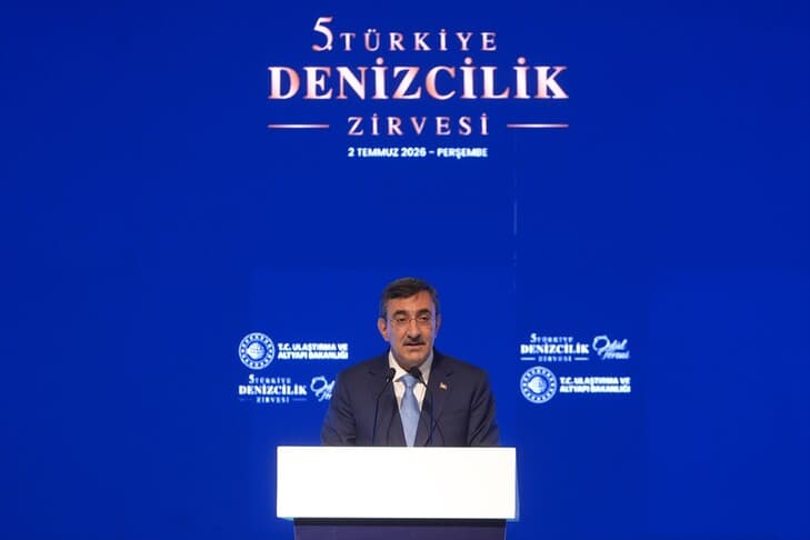Cumhurbaşkanı Yardımcısı Yılmaz, Denizcilik Zirvesi'nde Konuşma Yaptı