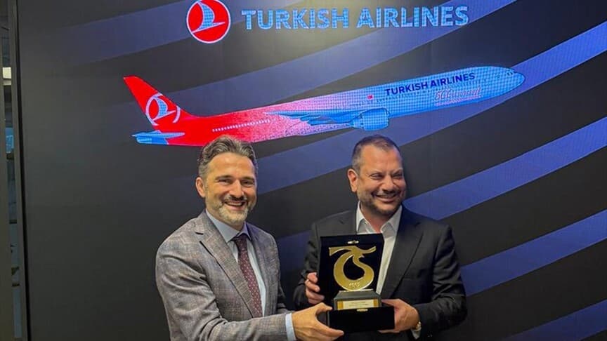 Trabzonspor Başkanı Ertuğrul Doğan, THY'yi Ziyaret Etti