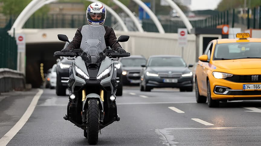 Motosiklet Kazalarını Azaltma Amacıyla İçişleri Bakanlığı'ndan Yeni Plan