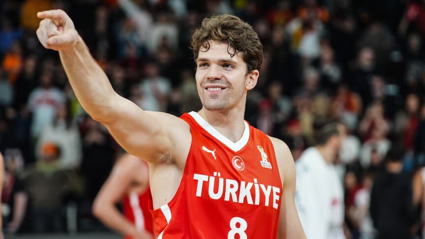 Milli Basketbolcu Tarık Biberovic, Dallas Mavericks'e Katıldı