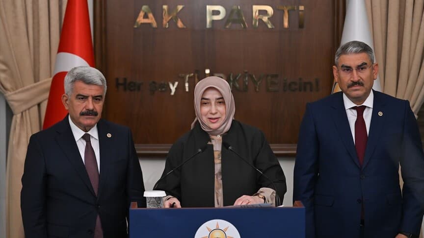 AK Parti'den Öğrenci Affı İçeren Kanun Teklifi TBMM'ye Sunuldu