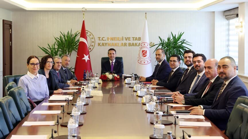 Bakan Bayraktar, Dünya Bankası Türkiye Direktörü Carret ile Görüştü