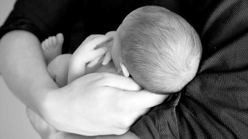 İngiltere'de Hastane İhmalleri: 500'den Fazla Bebek ve Anne Etkilendi