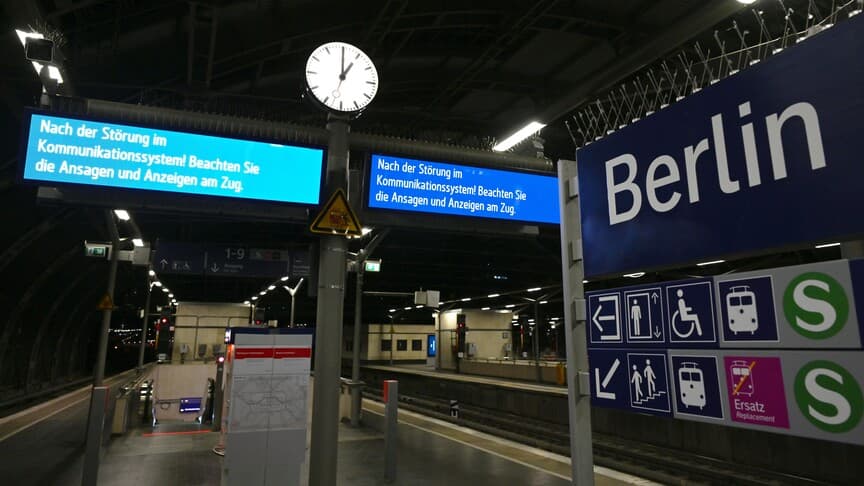 Almanya'da Tren Seferleri Yeniden Düzenli Hale Geldi