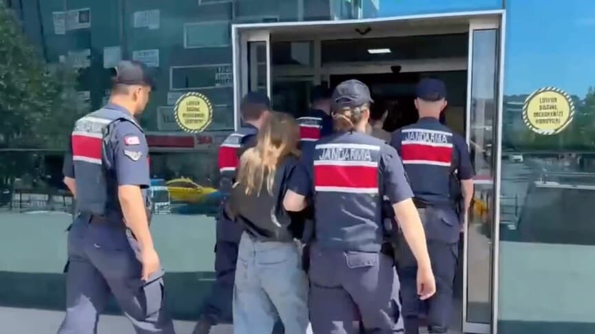 36 Şüpheli Dolandırıcılık ve Yasa Dışı Bahisten Tutuklandı