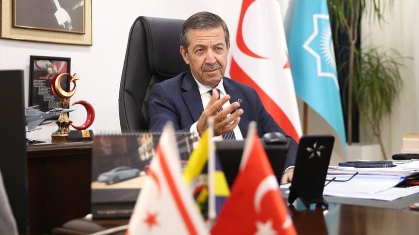 KKTC Bakanı Ertuğruloğlu: Türkiye'nin Kıbrıs'a Müdahale Hakkından Vazgeçmeyeceğiz