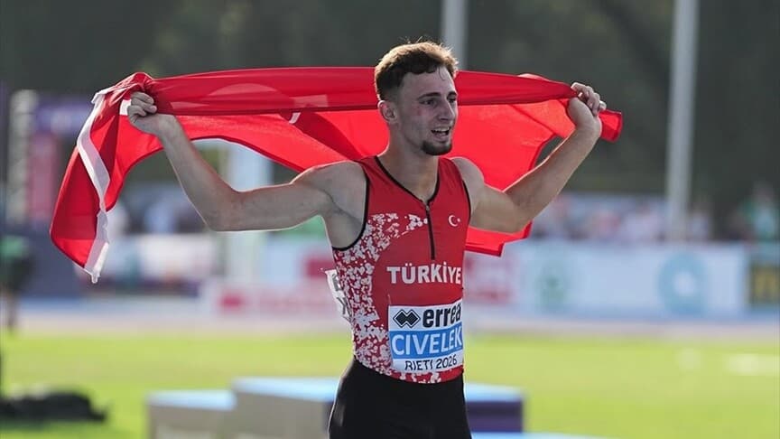 Yunus Emre Civelek, Avrupa 18 Yaş Altı Şampiyonası'nda Türkiye Rekoru Kırdı
