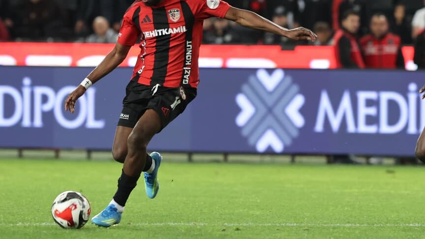 Gaziantep FK'de 5 Oyuncu Takımdan Ayrıldı