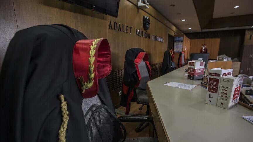 Bahçelievler Belediye Meclisi'nde 'Tiyatro' Söylemi Nedeniyle Soruşturma
