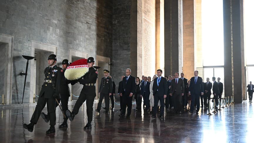 NATO Daimi Temsilciler Heyeti Anıtkabir'i Ziyaret Etti