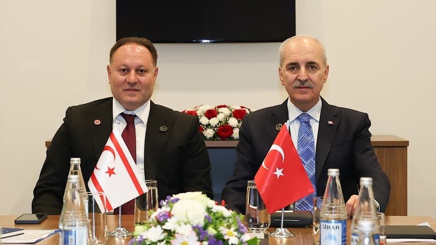 TBMM Başkanı Kurtulmuş, Bakü'de KKTC Meclis Başkanı Öztürkler ile Görüştü