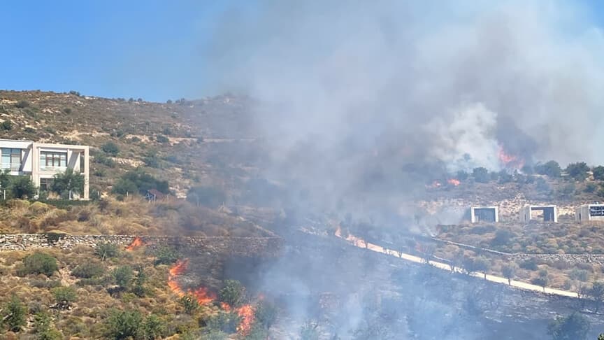 Bodrum'da Makilik Alanda Çıkan Yangın Kontrol Altına Alınmaya Çalışılıyor