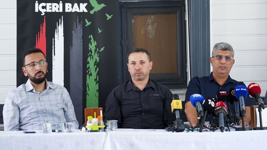 İsrail Hapishanelerinde İşkence Gören Filistinli Esirler Yaşadıklarını Paylaştı