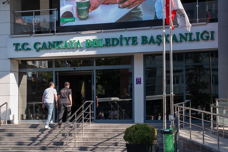 Çankaya Belediye Başkanı Güner'in de Aralarında Bulunduğu 36 Kişi İçin Gözaltı Kararı
