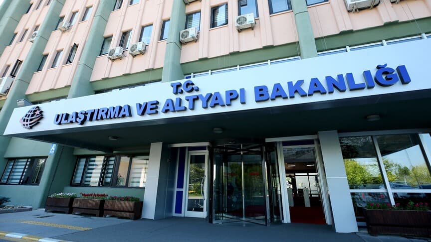 Ulaştırma ve Altyapı Bakanlığı, Türk hava sahasına giren uçak hakkında açıklama yaptı