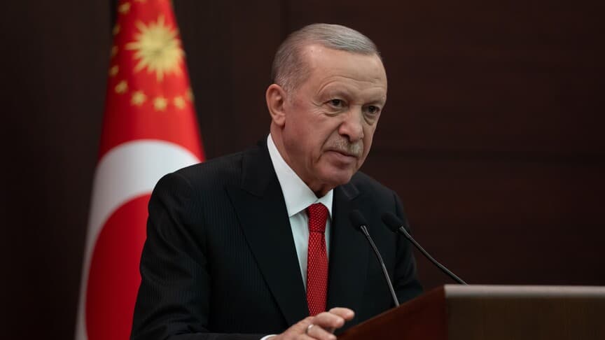 Cumhurbaşkanı Erdoğan'dan Karne Alan Öğrencilere Tebrik