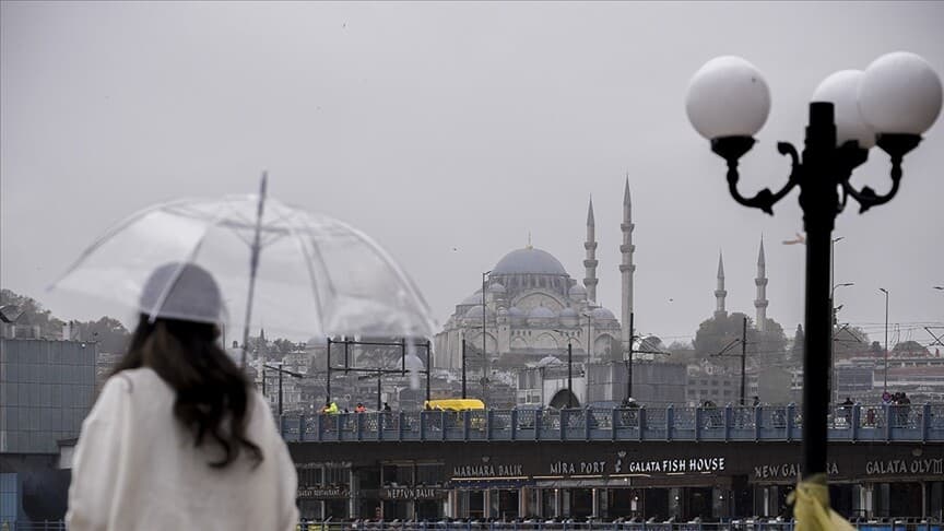 İstanbul'a Sağanak ve Dolu Uyarısı