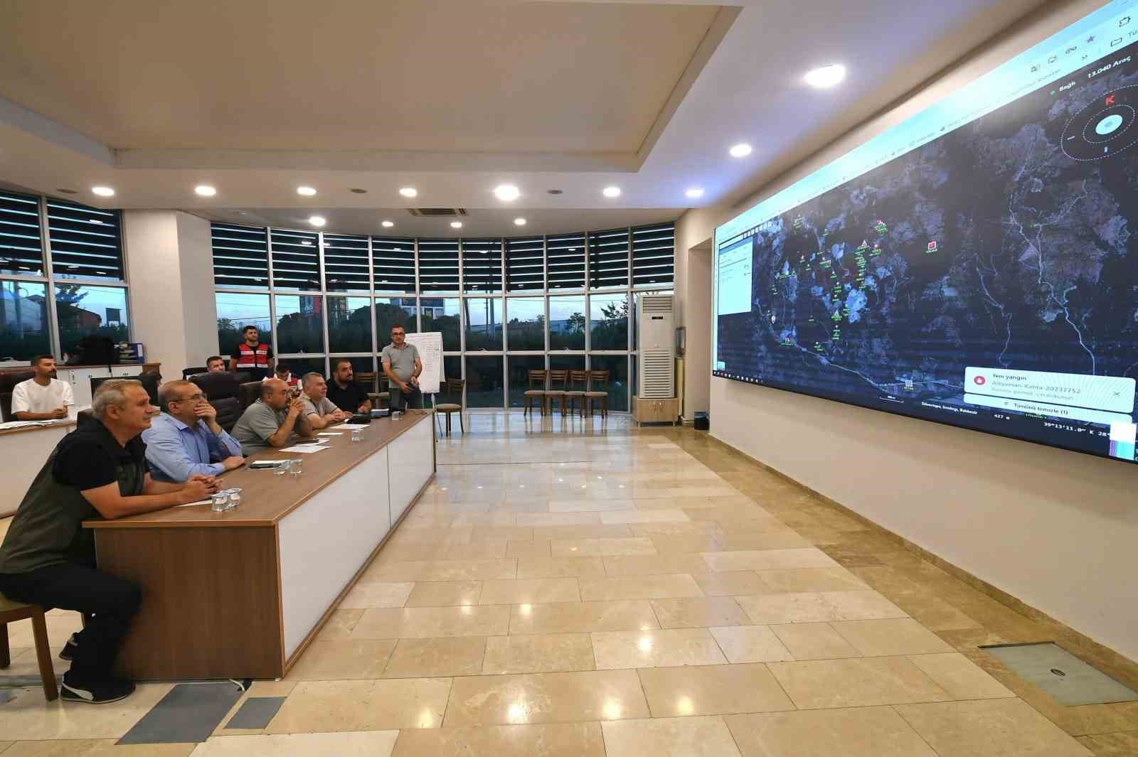 Sındırgı Orman Yangınına Müdahale Süreklilik Gösteriyor