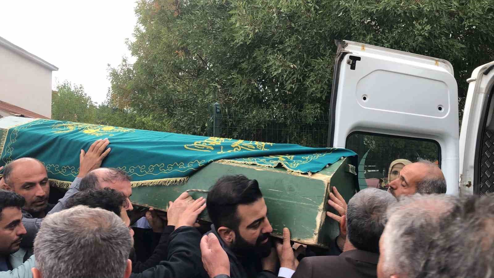 Asansör Kazasında Hayatını Kaybeden Öğrenci Abdulkerim Demir Toprağa Verildi