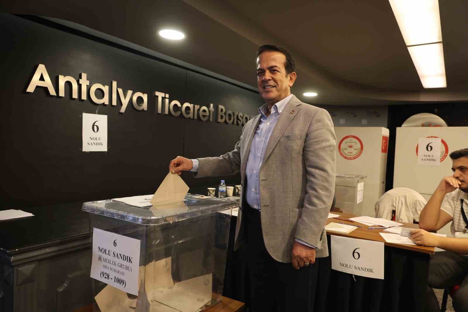 Antalya Ticaret Borsası'nda 2026-2030 Dönemi Seçimleri İlk Turuyla Sona Erdi