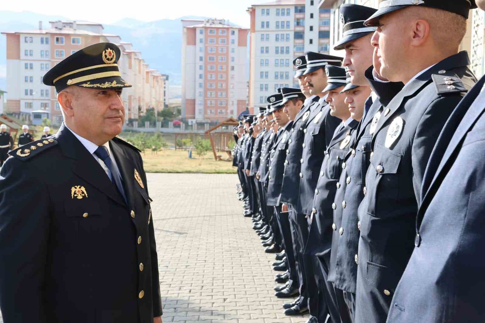 Emniyet Müdürü Mahmut Ay, Göreve Başlarken Erzurum İçin Mesajı Yayımladı: Huzur Temel Alınacak