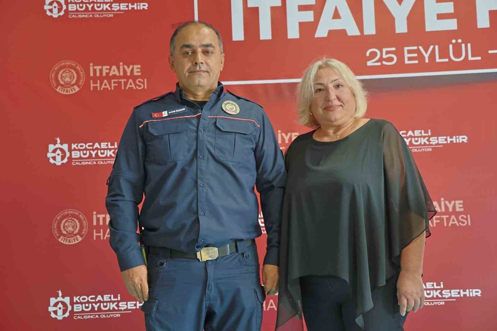 Kartepe Yangını Sonrası Kurtarılan Kadın İşeri'den İtfaiye Ekibine Teşekkür