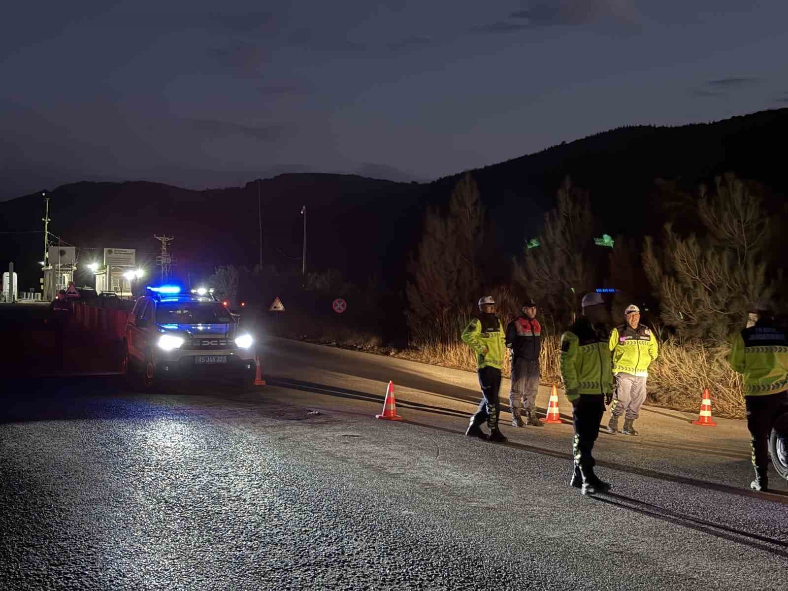 Soma Madeninde Göçük Sonrası Arama Kurtarma Çalışmaları Devam Ediyor