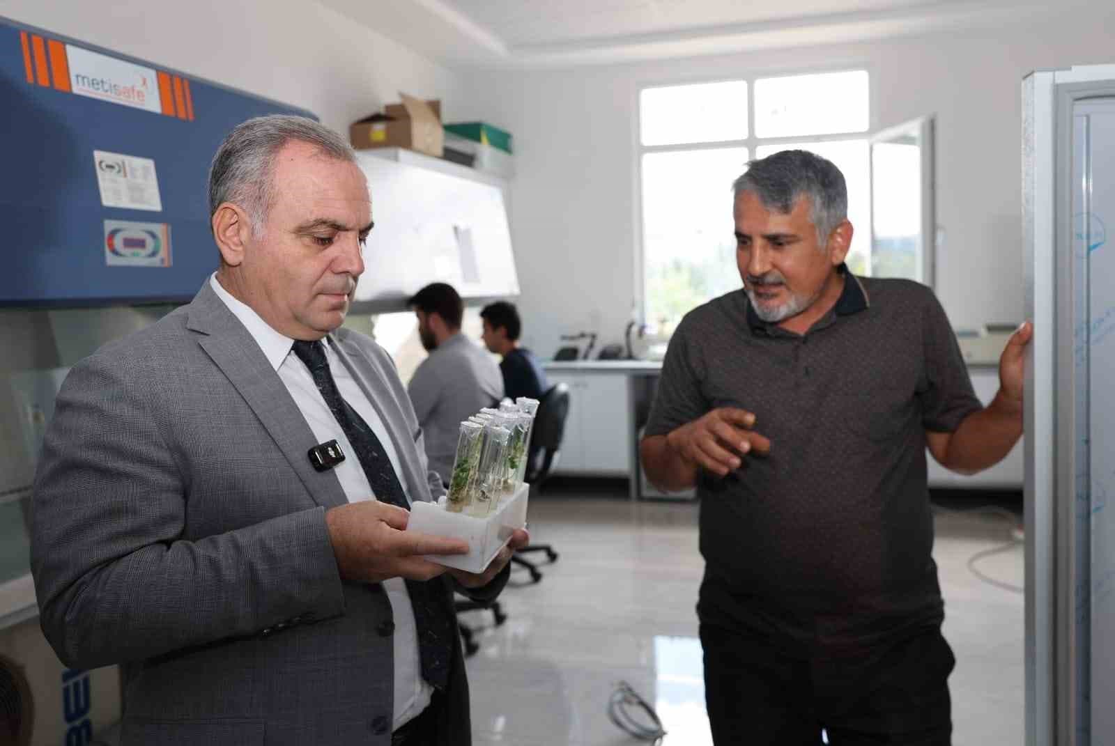 Erciyes Üniversitesi Ziraat Fakültesi'ne 21 Laboratuvarlı Mehmet Çıkrıkçıoğlu Binası Açılışa Hazırlanıyor