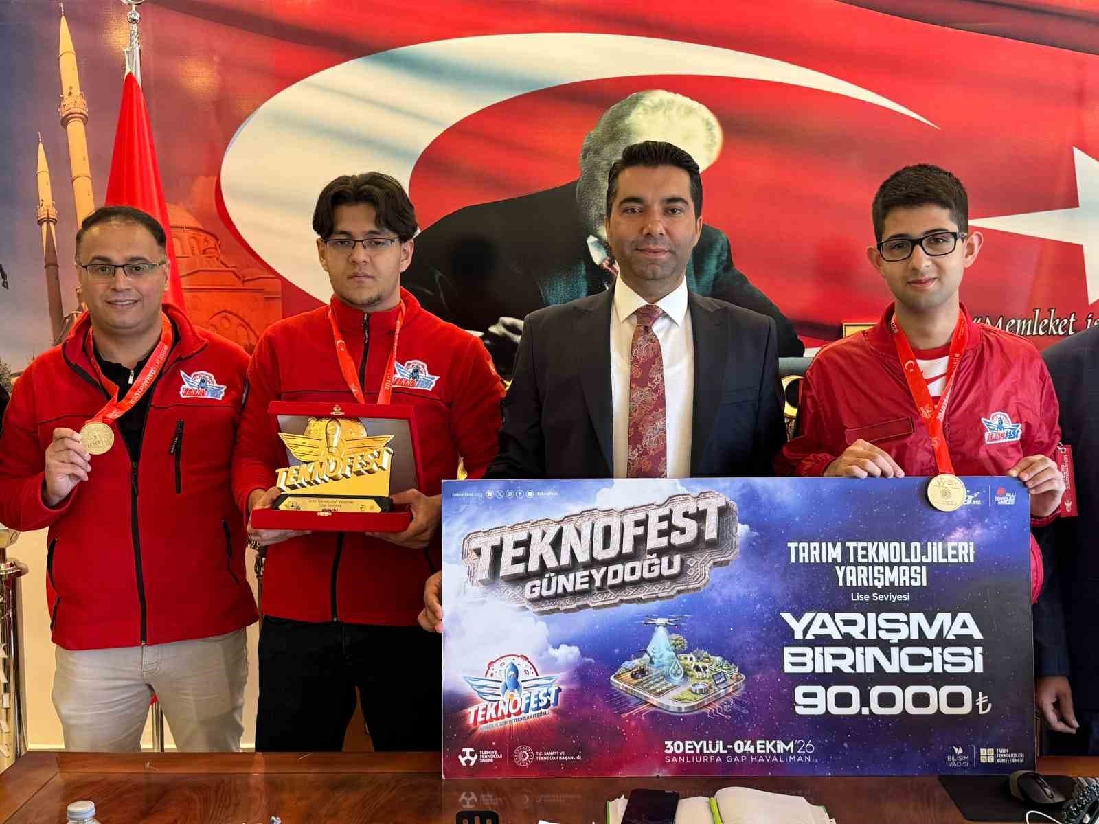 Kaman Belediye Başkanı Demirci, Teknoloji Yarışması Birincilerini Kabul Etti