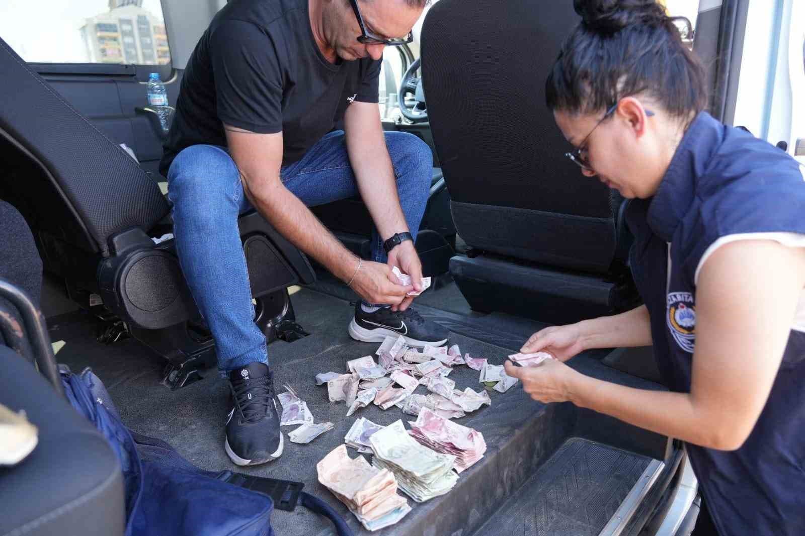 Kepez'de Dilencilere Yönelik Zabıta Denetimleri