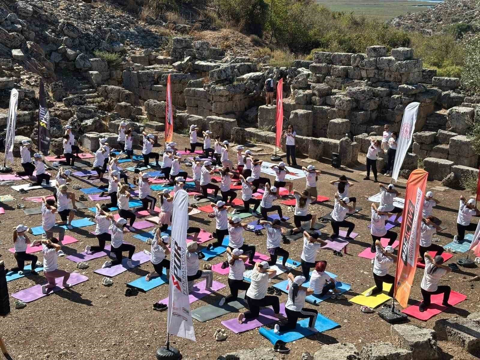 Gençler, Kaunos Antik Kenti'nde Tarih ve Sporu Birleştirdi