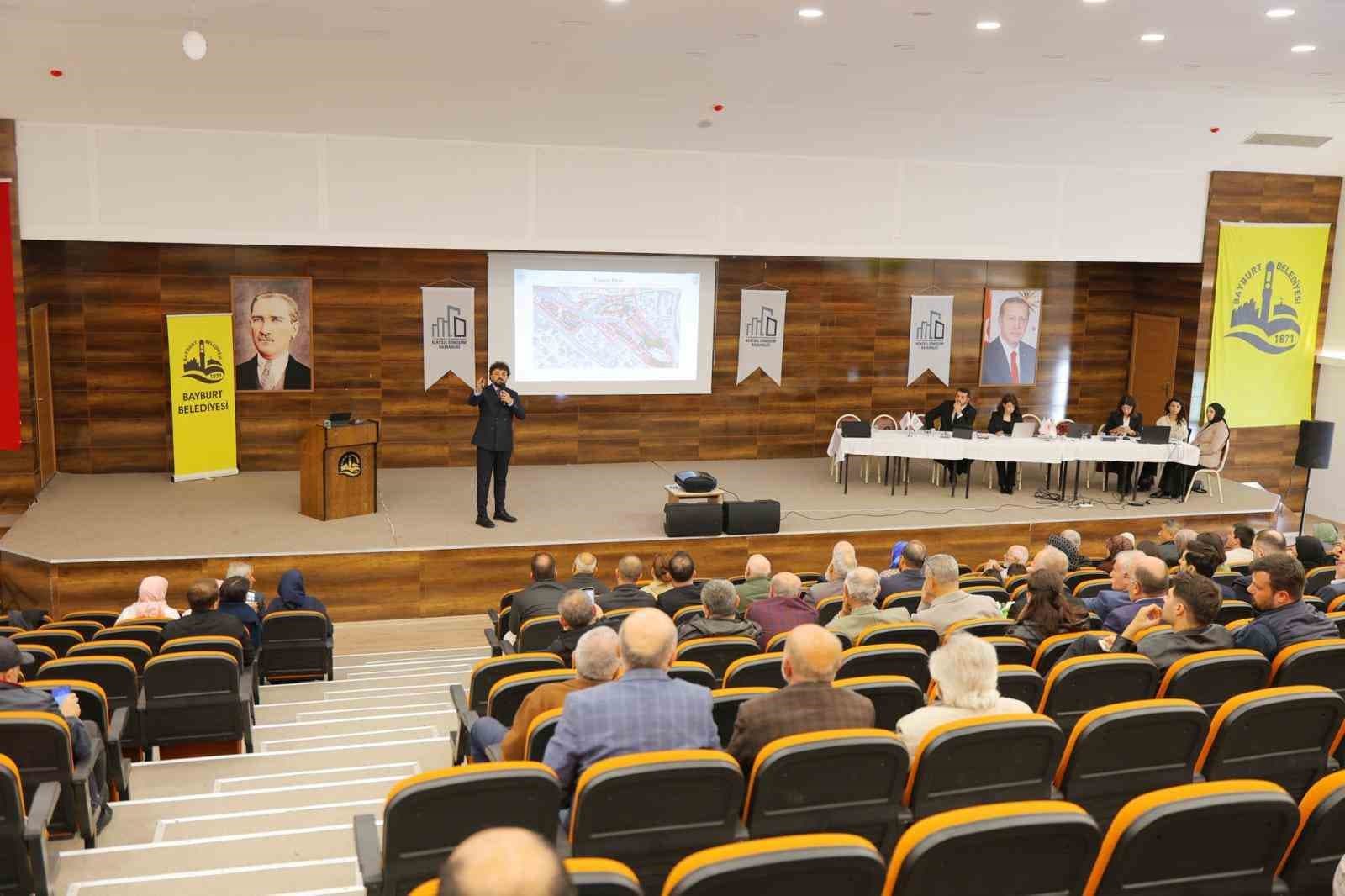 Tuzcuzade Mahallesi Kentsel Dönüşüm Projesi Bilgilendirme Toplantısı Yapıldı