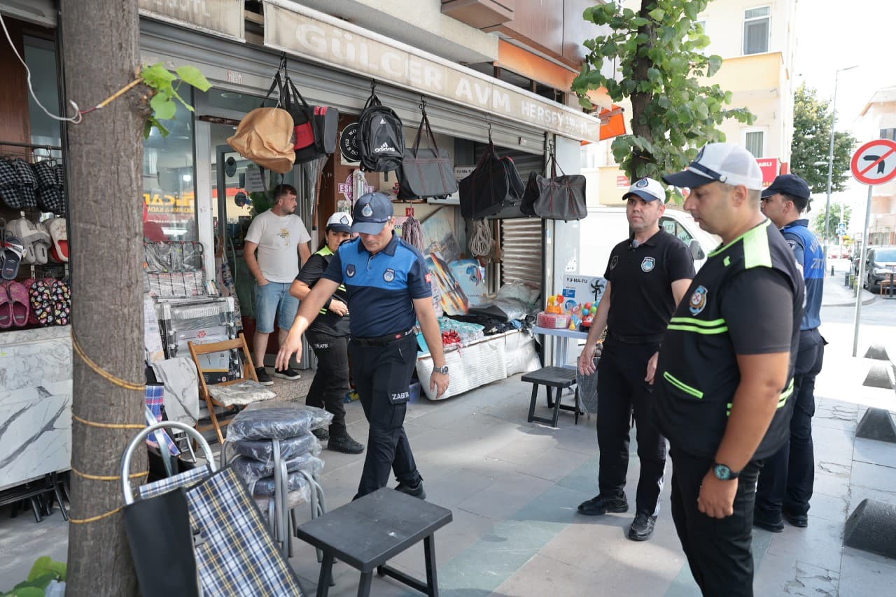 Küçükçekme'de Yaya Güvenliğini Sağlamak Amacıyla Kontroller Artırıldı