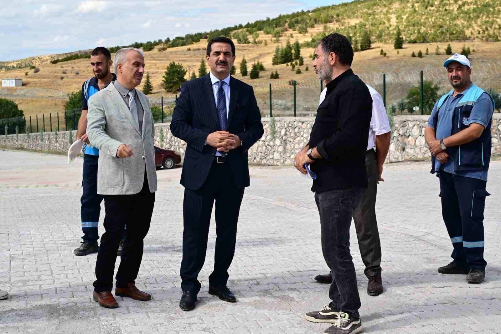 Belediye Başkanı Taşkın, Yeniköy Hayvan Barınağını Yerinde İnceledi