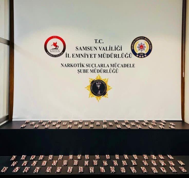 Samsun Canik'te Uyuşturucu Operasyonu: 2 Bin 352 Sentetik İlaç Ele Geçirildi